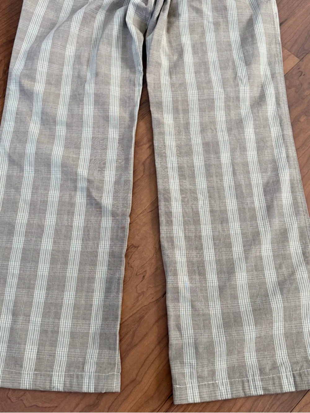 Patagonia Organic Cotton Pants Women's Size 10 Beige Plaid Mid Rise Straight Leg